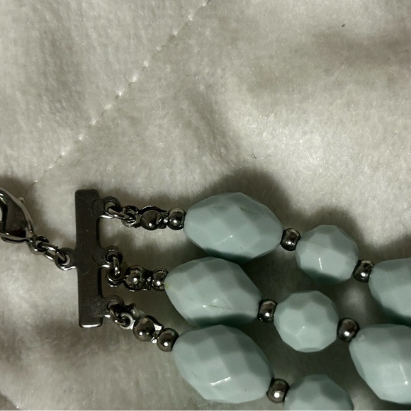 Three Layer Mint Color Necklace - Picture 4 of 6